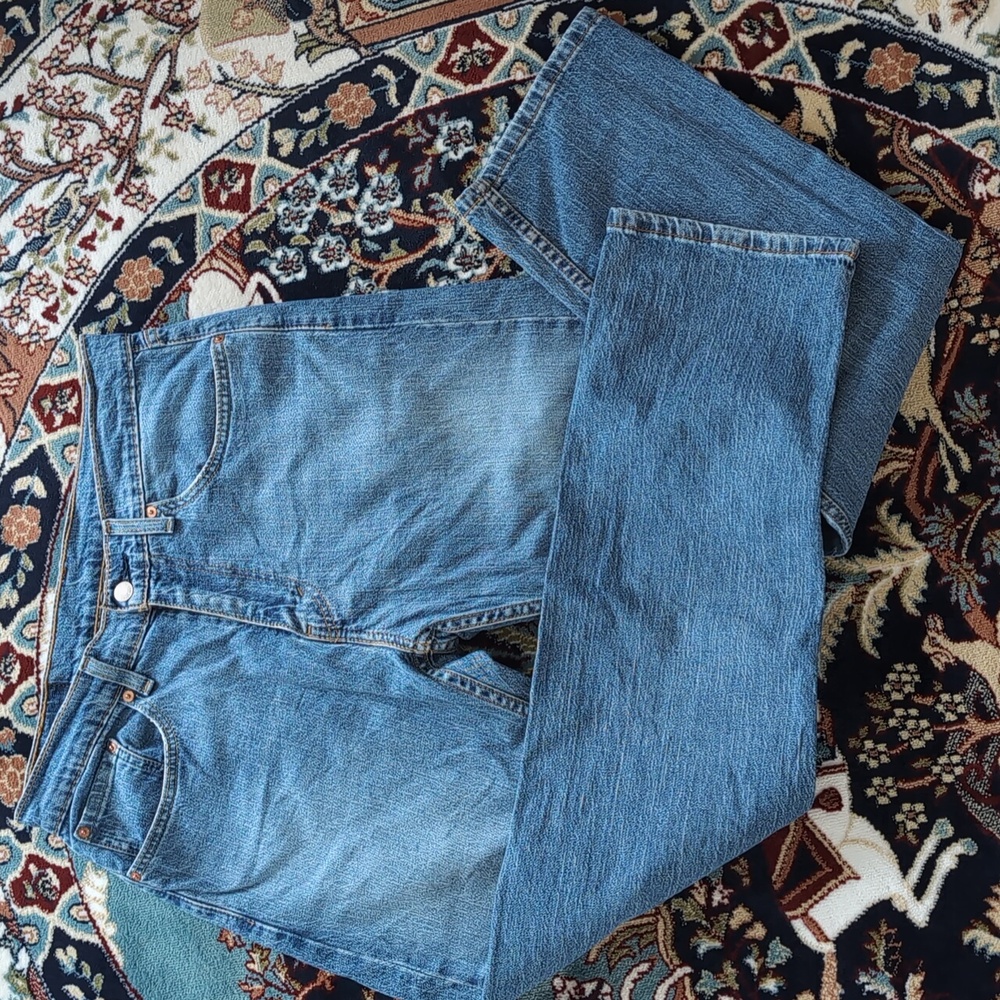 Classic Levi's 505 Regular Fit Denim Jeans